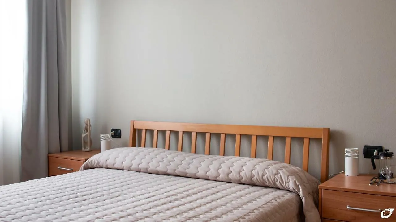 2-Bedroom Apt, With Balcony & Aircondition - 50 M From The Beach Marina di Pietrasanta